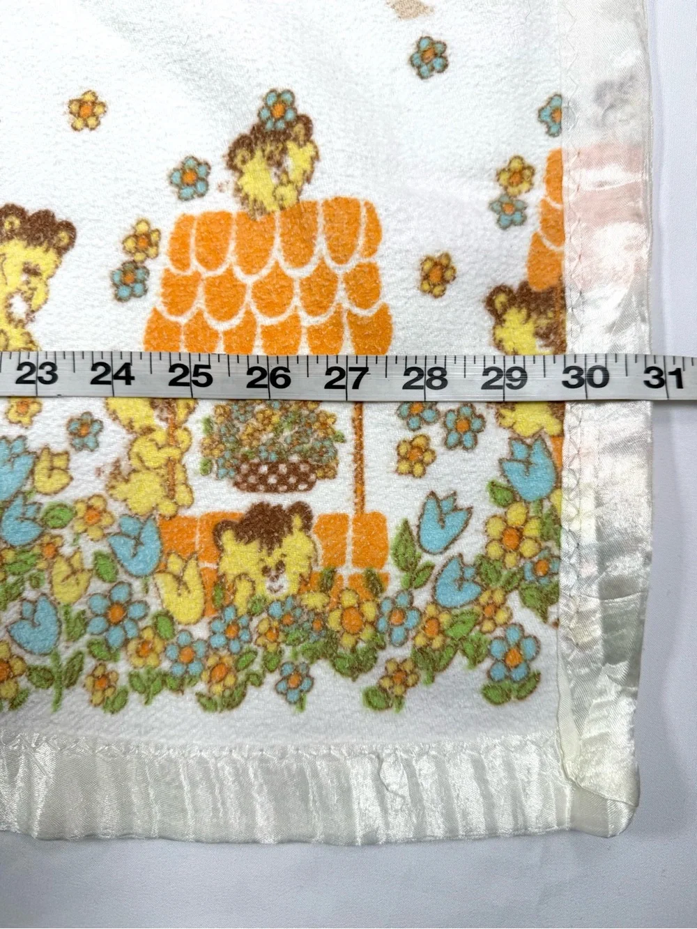 VINTAGE 1970s Baby Teddy Bear Floral Satin Trim Receiving Blanket Retro Nursery